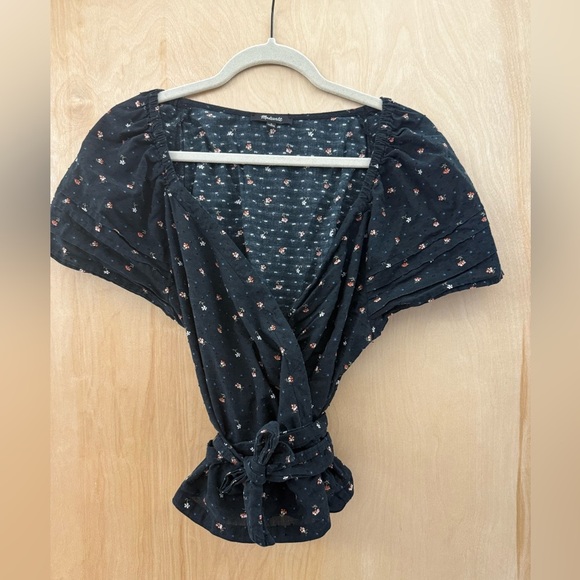 Madewell Floral Wrap Top With Flutter Sleeves. - Picture 14 of 14